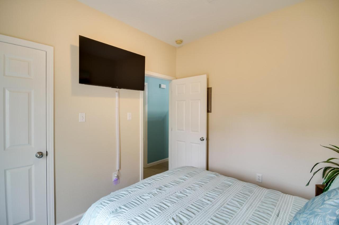 Вилла Gulfport Retreat With Pool Access 4 Mi To Aquarium Экстерьер фото
